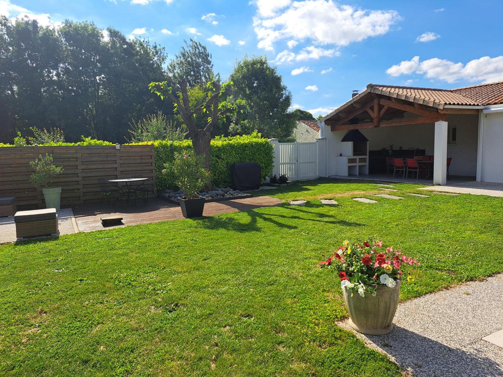 Chambre D Hote La Riviere 45M2 Jardin Et Piscine Aigrefeuille-dʼAunis Εξωτερικό φωτογραφία